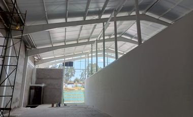 GALPON EN RENTA. IDEAL PARA EMPRESAS. SECTOR IZAMBA AMBATO