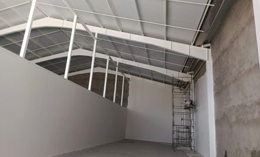 GALPON EN RENTA. IDEAL PARA EMPRESAS. SECTOR IZAMBA AMBATO