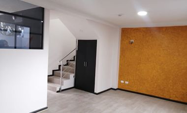 CASA EN VENTA POR ESTRENAR EN SANTA ROSA