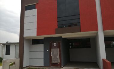 CASA EN VENTA POR ESTRENAR EN SANTA ROSA