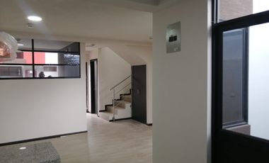 CASA EN VENTA POR ESTRENAR EN SANTA ROSA