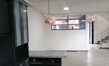 CASA EN VENTA POR ESTRENAR EN SANTA ROSA