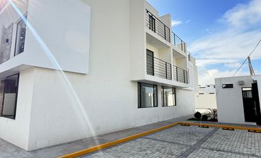 venta CASAS de lujo credito VIP CALDERON