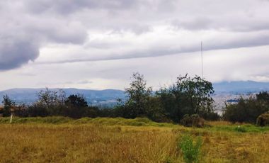 TERRENO EN VENTA EN CONSTANTINO FERNÁNDEZ. AMBATO