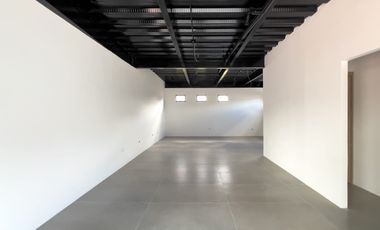 LOCAL EN RENTA-PLAZA COMERCIAL TUMBACO