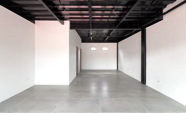 LOCAL EN RENTA-PLAZA COMERCIAL TUMBACO