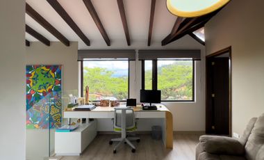 Casa en Venta-Sector Cumbaya/Vía Intervalles