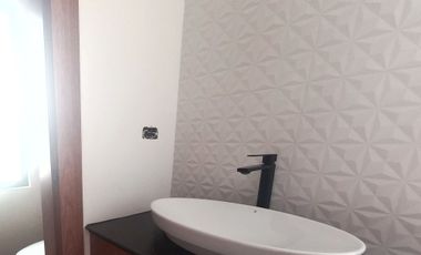 CASA EN VENTA-URBANIZACIÓN EN TUMBACO