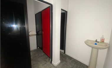 BRISAS DEL GOLF / LOCAL COMERCIAL / 589M / PLANTA ALTA  / ESQUINA