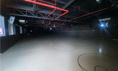 BRISAS DEL GOLF / LOCAL COMERCIAL / 589M / PLANTA ALTA  / ESQUINA