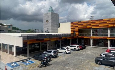 BRISAS DEL GOLF / LOCAL COMERCIAL / 589M / PLANTA ALTA  / ESQUINA