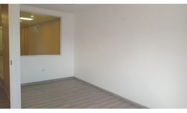 BRISAS DEL GOLF / LOCAL / VILLAGE GALERY / 120M / PLANTA ALTA /JC