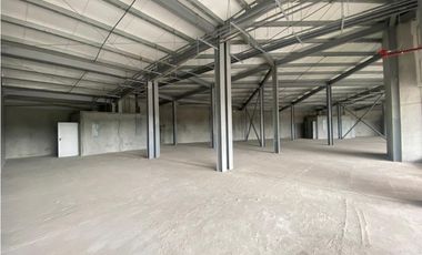 PEDREGAL / LOCAL COMERCIAL / PLAZA TERRANOVA / 70M / PLANTA ALTA /J