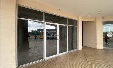 PEDREGAL / LOCAL COMERCIAL / PLAZA TERRANOVA / 157M / PLANTA BAJA /J