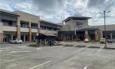 PEDREGAL / LOCAL COMERCIAL / PLAZA TERRANOVA / 157M / PLANTA BAJA /J