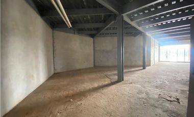 PEDREGAL / LOCAL COMERCIAL / PLAZA TERRANOVA / 157M / PLANTA BAJA /J