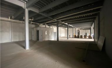 PEDREGAL / LOCAL COMERCIAL / PLAZA TERRANOVA / 383M / PLANTA BAJA /J