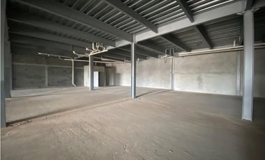 PEDREGAL / LOCAL COMERCIAL / PLAZA TERRANOVA / 383M / PLANTA BAJA /J