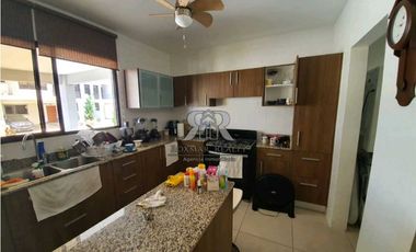 Se Vende Casa en Sierra Nevada Brisas Del Golf