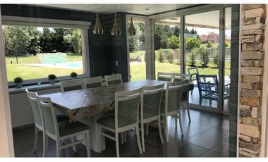 ESPECTACULAR CASA EN RUMENCO