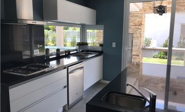 ESPECTACULAR CASA EN RUMENCO