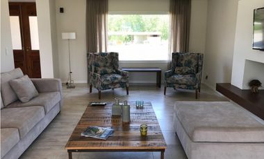 ESPECTACULAR CASA EN RUMENCO