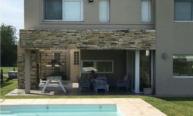 ESPECTACULAR CASA EN RUMENCO