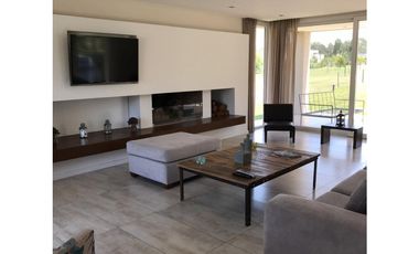 ESPECTACULAR CASA EN RUMENCO