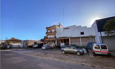 DOS LOTES COMERCIALES MULTIFAMILIARES EN VENTA! - DEL CAZÓN 1381
