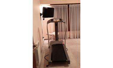 Residencia espectacular-Barrio Los Troncos