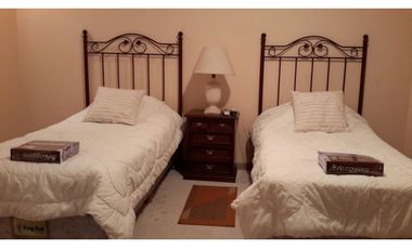 Residencia espectacular-Barrio Los Troncos