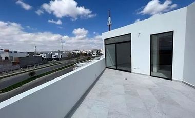 CASA EN VENTA EN SAN ANGEL V