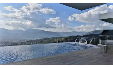 VENTA de CASA MANSIÓN en el Poblado - Palmas, 1 nivel. Pedido $16.000