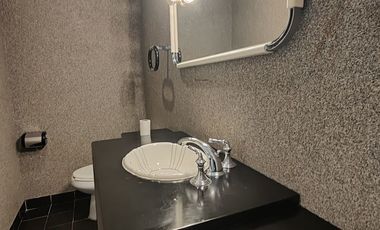 CASA PARA REMODELAR EN CERRADA EN LOMAS DE CHAPULTEPEC (V)