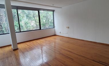 CASA PARA REMODELAR EN CERRADA EN LOMAS DE CHAPULTEPEC (V)