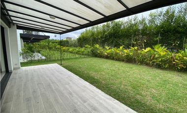 Apartamento en arriendo sector Aeropuerto el Edén