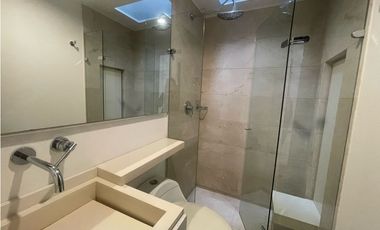 CASA EN ARRIENDO SECTOR LOMA DEL ATRAVESADO - ENVIGADO