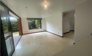 CASA EN ARRIENDO SECTOR LOMA DEL ATRAVESADO - ENVIGADO