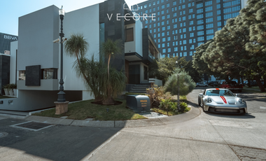RESIDENCIA CON ALBERCA EN VENTA, PONTEVEDRA, PUERTA DE HIERRO, ZAPOPAN