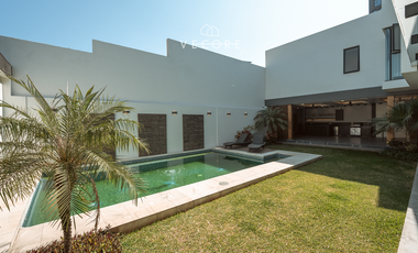 RESIDENCIA CON ALBERCA EN VENTA, PONTEVEDRA, PUERTA DE HIERRO, ZAPOPAN