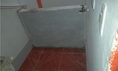 ARRENDAMIENTO APTO No 2 SECTOR CARLOS PARRA - NEIRA