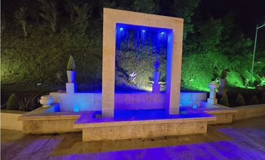 VENTA CASA MODERNA con PISCINA en el Poblado, Palmas. Pedido $14.000