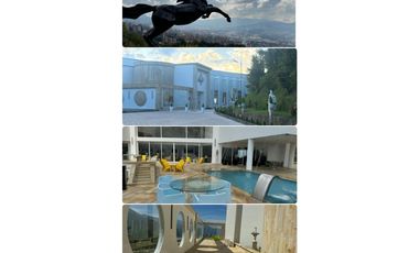 VENTA CASA MODERNA con PISCINA en el Poblado, Palmas. Pedido $14.000