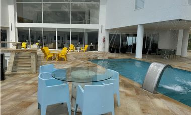 VENTA CASA MODERNA con PISCINA en el Poblado, Palmas. Pedido $14.000