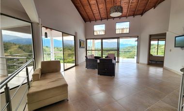 Finca de Lujo en Santa Fe de Antioquia