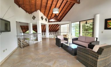 Finca de Lujo en Santa Fe de Antioquia