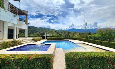 Finca de Lujo en Santa Fe de Antioquia