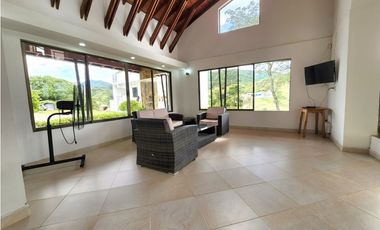 Finca de Lujo en Santa Fe de Antioquia