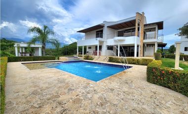 Finca de Lujo en Santa Fe de Antioquia