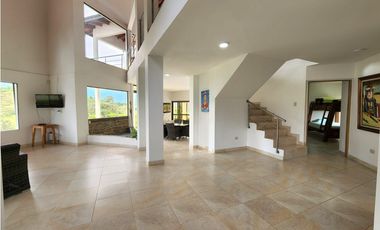 Finca de Lujo en Santa Fe de Antioquia